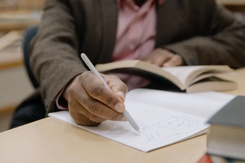 From Scribbles to Synthesis: How Strategic Annotation Turns Raw Research into Compelling Arguments